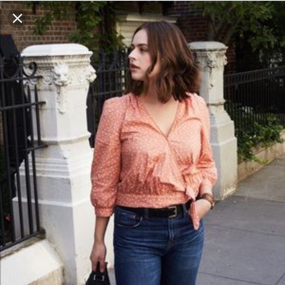 Madewell wrap top in coral/scatter